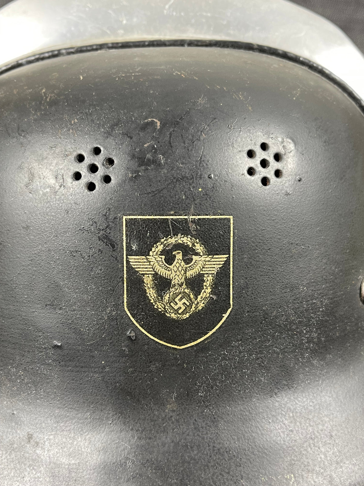 STUNNING GERMAN WW2 FIRE BRIGADE DOUBLE DECAL HELMET W/ ORIGINAL COMB LINER CHINSTRAP AND NECK PROTECTION