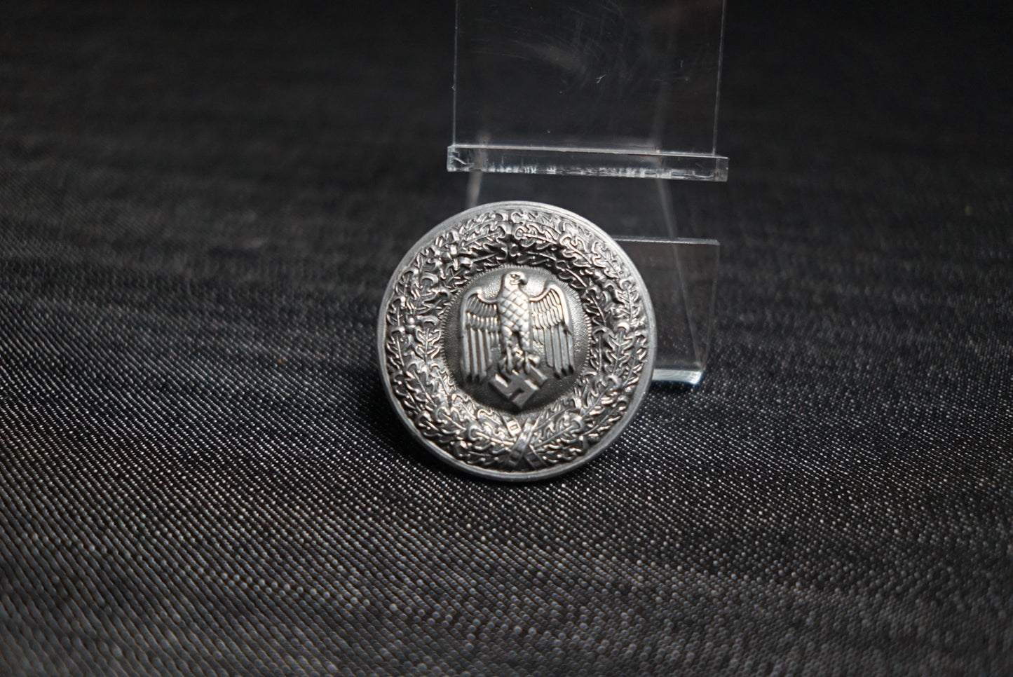GERMAN WW2 HEER OFFICER ALUMINUM BELT BUCKLE