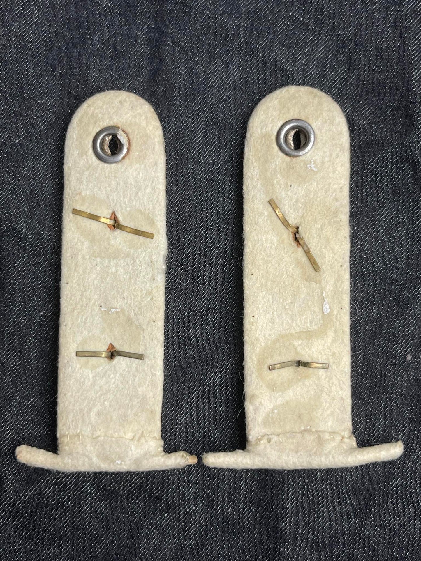 GERMAN WW2 KRIEGSMARINE OFFICER SUMMER UNIFORM SHOULDER BOARDS