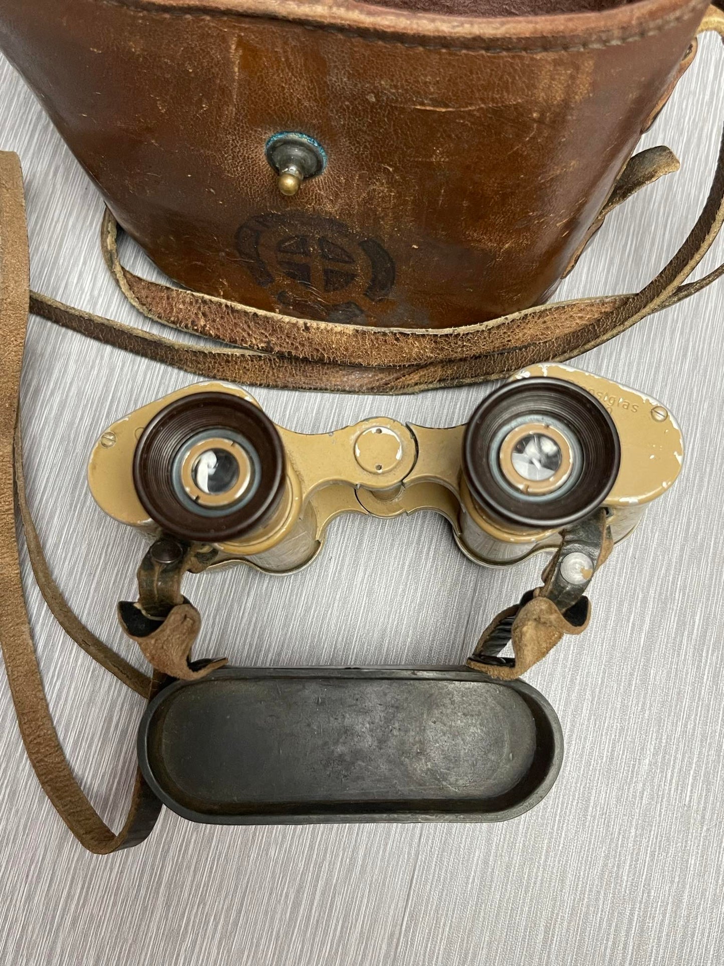 GERMAN WW2 DIENSTGLAS 6x30 TAN PAINTED ‘CAG’ BINOCULARS CAPTURED BY US G.I. MEDIC W/ LEATHER CASE NAMED!