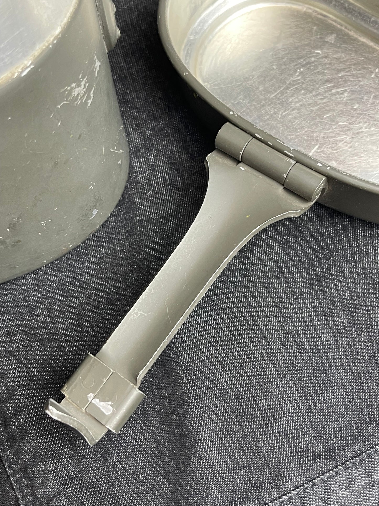 GERMAN WW2 ALL ALUMINUM M31 MESS KIT NAMED & MATCHING FSS37