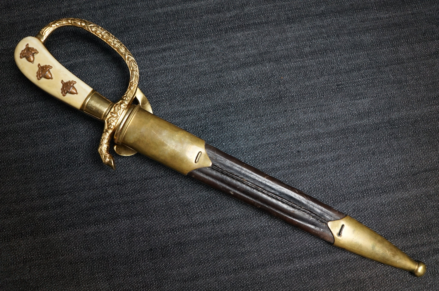 GERMAN WW2 SENIOR HUNTING ASSOCIATION TRIPLE ETCHED CUTLASS BY HORSTER