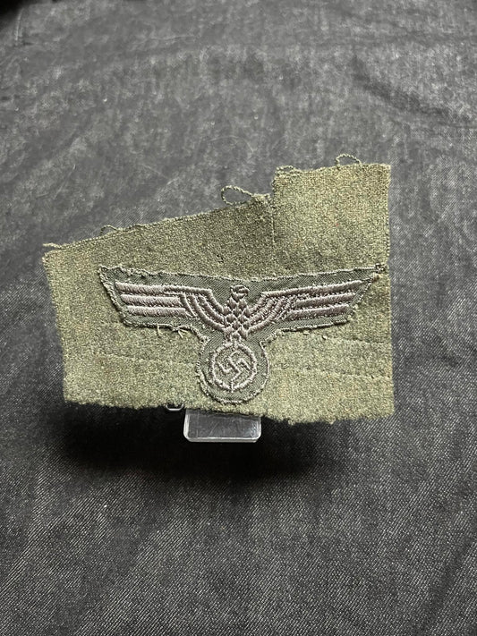 GERMAN WW2 HEER FELDBLUSE BREAST EAGLE CUT-OFF