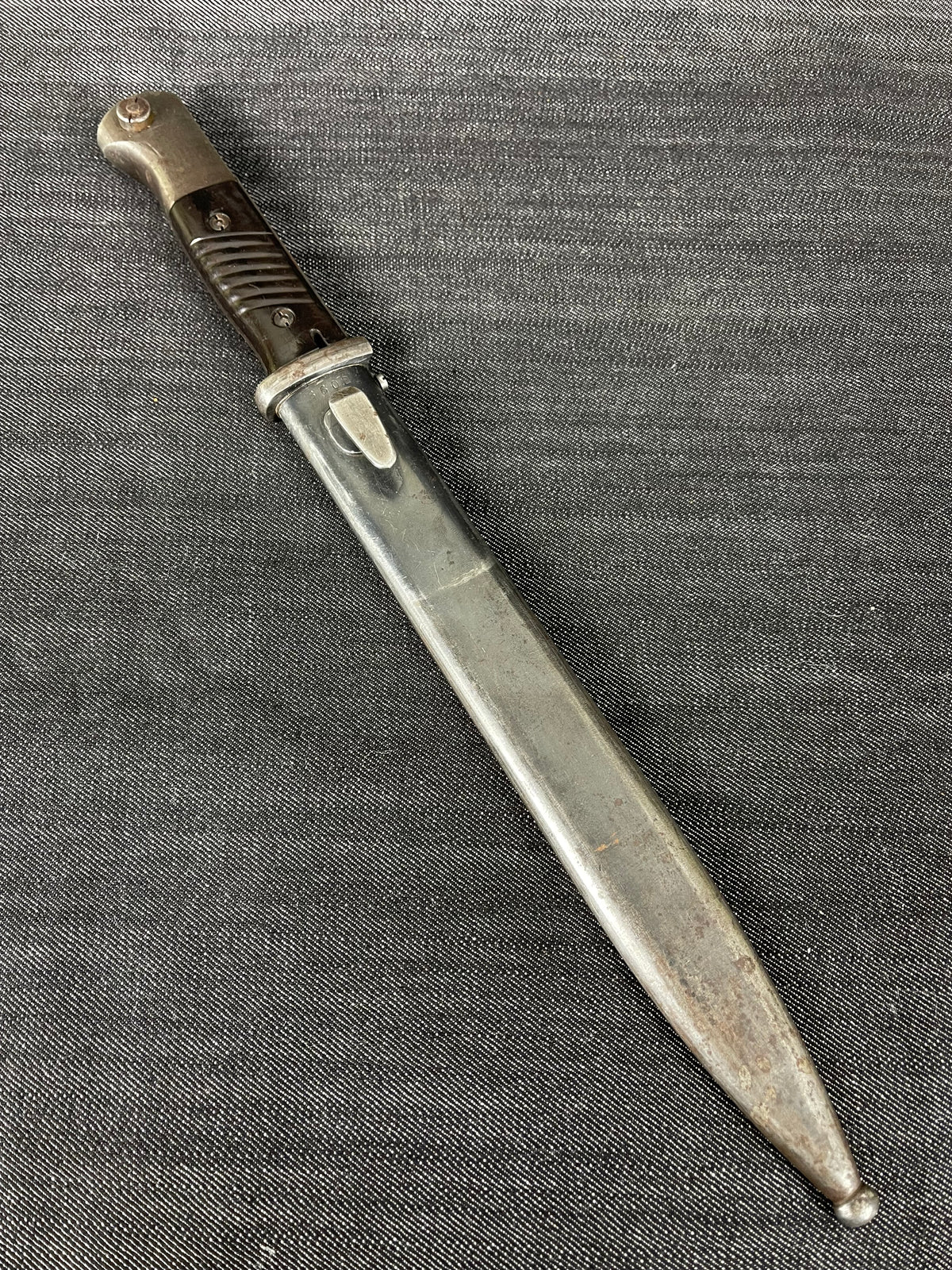GERMAN WW2 MATCHING K98 S84/98 III PATTERN COMBAT BAYONET DDL 42 W/ RED HUE UNSHARPENED BLADE