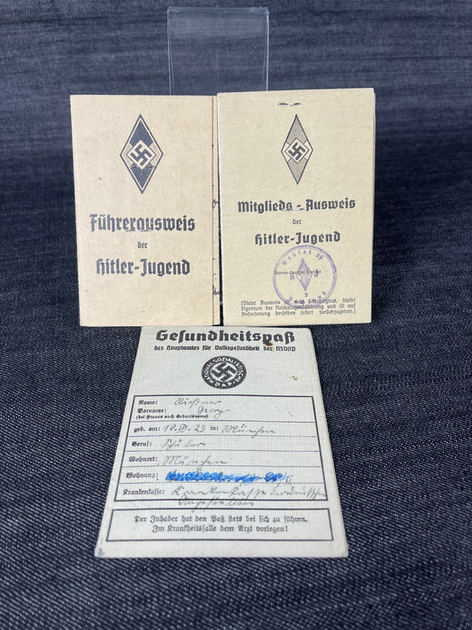RARE GERMAN WW2 HJ HITLER JUGEND DOCUMENT GROUPING FUHRER & MITGLIEDS AUSWEIS, GEFUNDHEITSPASS DER NSDAP