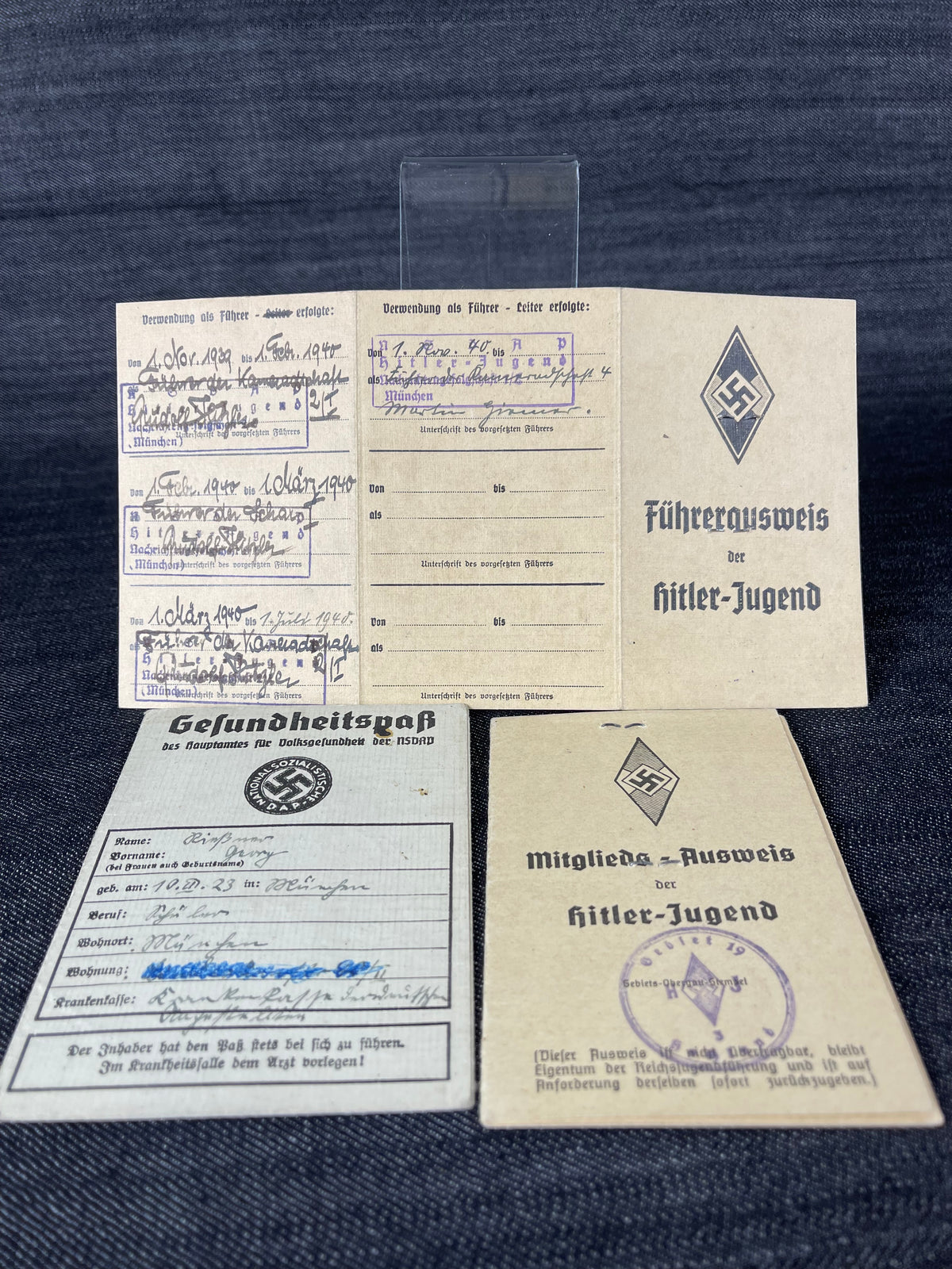 RARE GERMAN WW2 HJ HITLER JUGEND DOCUMENT GROUPING FUHRER & MITGLIEDS AUSWEIS, GEFUNDHEITSPASS DER NSDAP