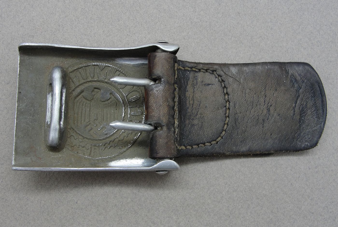 Army EM/NCO's Belt Buckle by Aurich - Original German Militaria