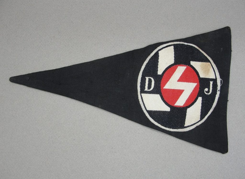 Hitler Youth DJ First Pattern Membership Badge Pennant - Original ...