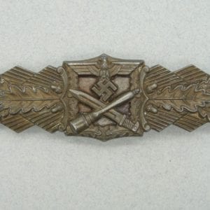 Army/Waffen-SS Close Combat Clasp, Bronze Grade, by "A.G.M.u.K."
