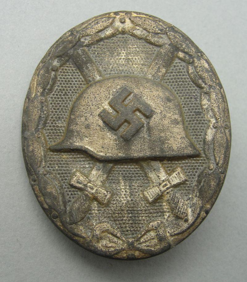 1939 Wound Badge, Silver Grade, by "100"