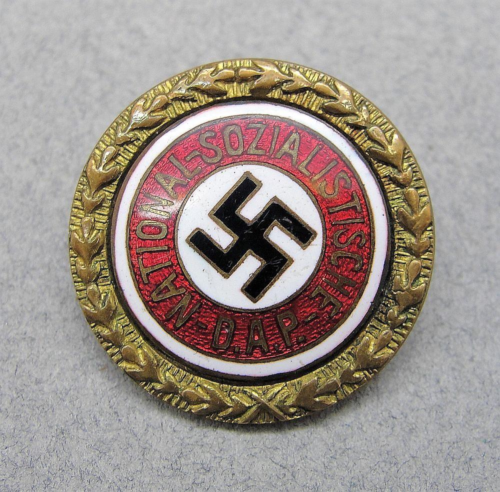 Golden Party Badge, Goldenes Ehrenzeichen der NSDAP, 24mm Size,  Fuess # 36609