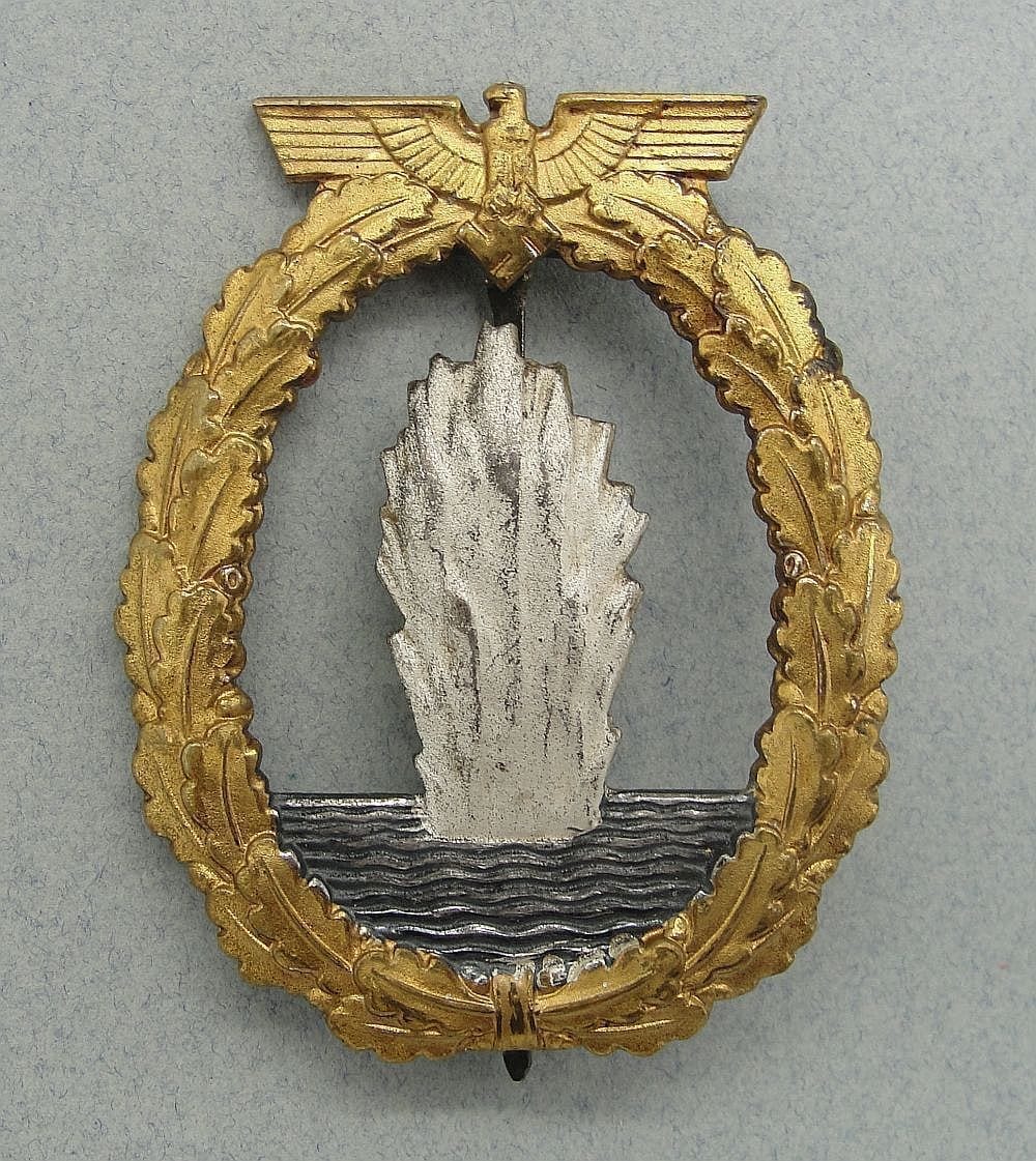 Kriegsmarine Minesweeper Badge by Schwerin Choice!