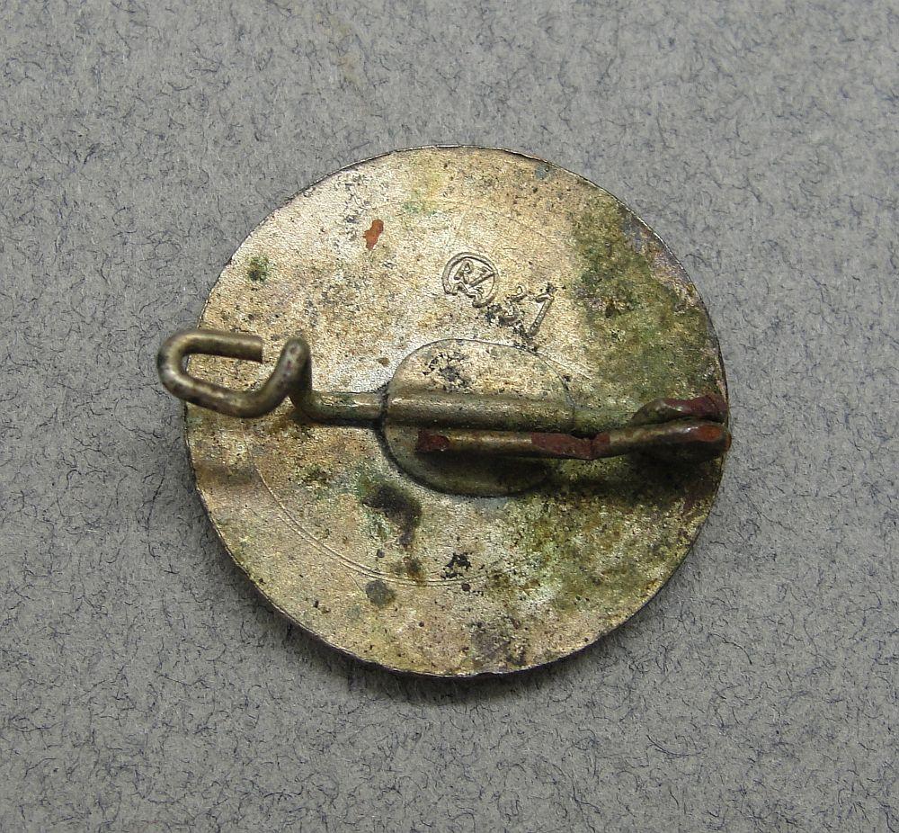 Miniature NSDAP Membership Badge by "RZM 31" - 18mm Pin Damaged