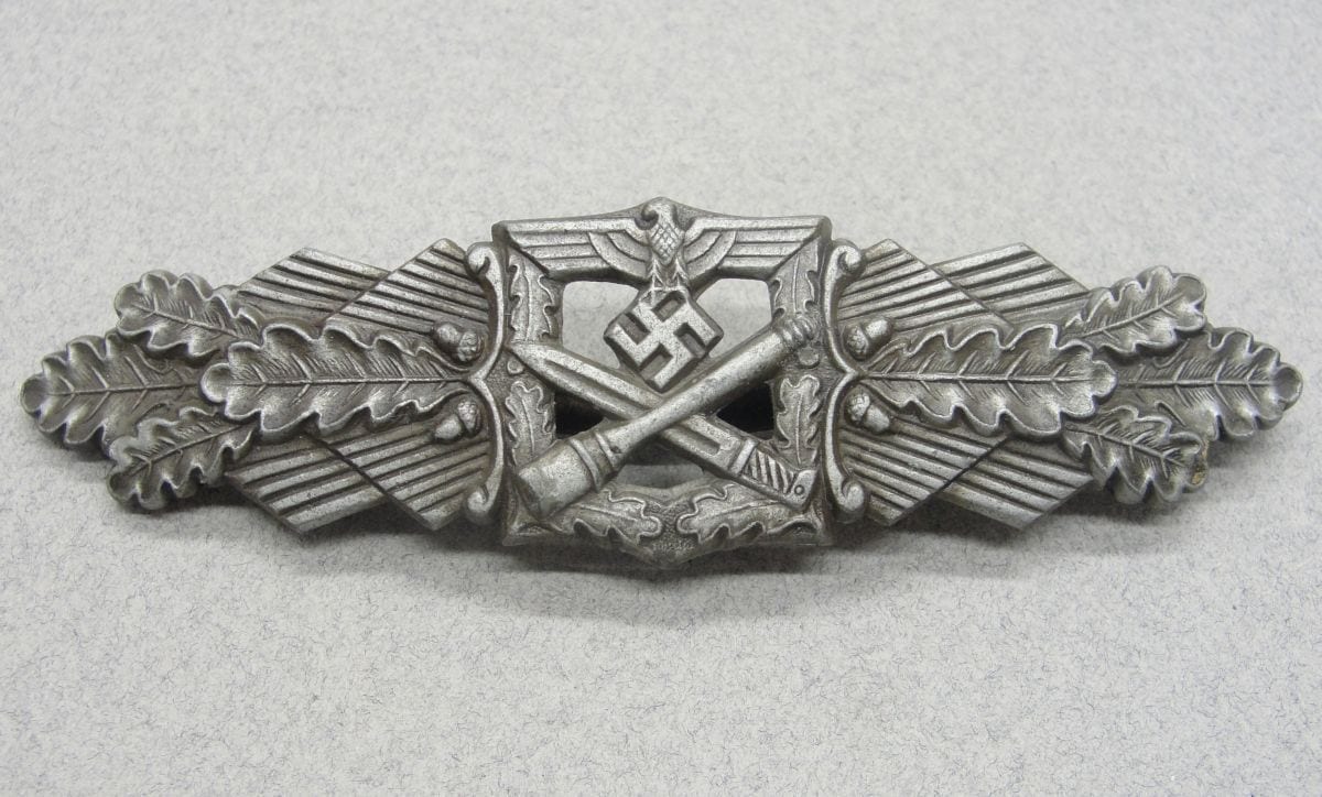 Army/Waffen-SS Close Combat Clasp, Bronze Grade, by "FLL."