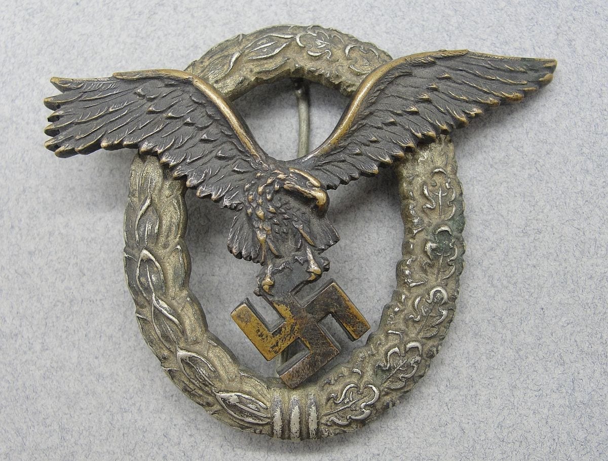 Luftwaffe Pilot's Badge by C.E. Juncker