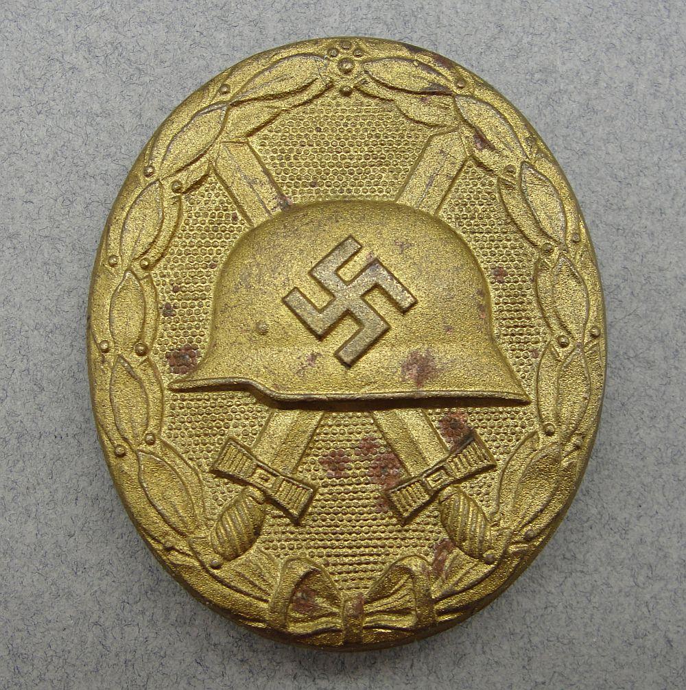 1939 Wound Badge, Gold Grade, Over-sized Version