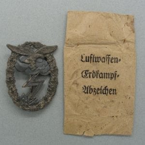 Luftwaffe Ground Assault Badge by Arno Wallpach  in Original Titled Packet