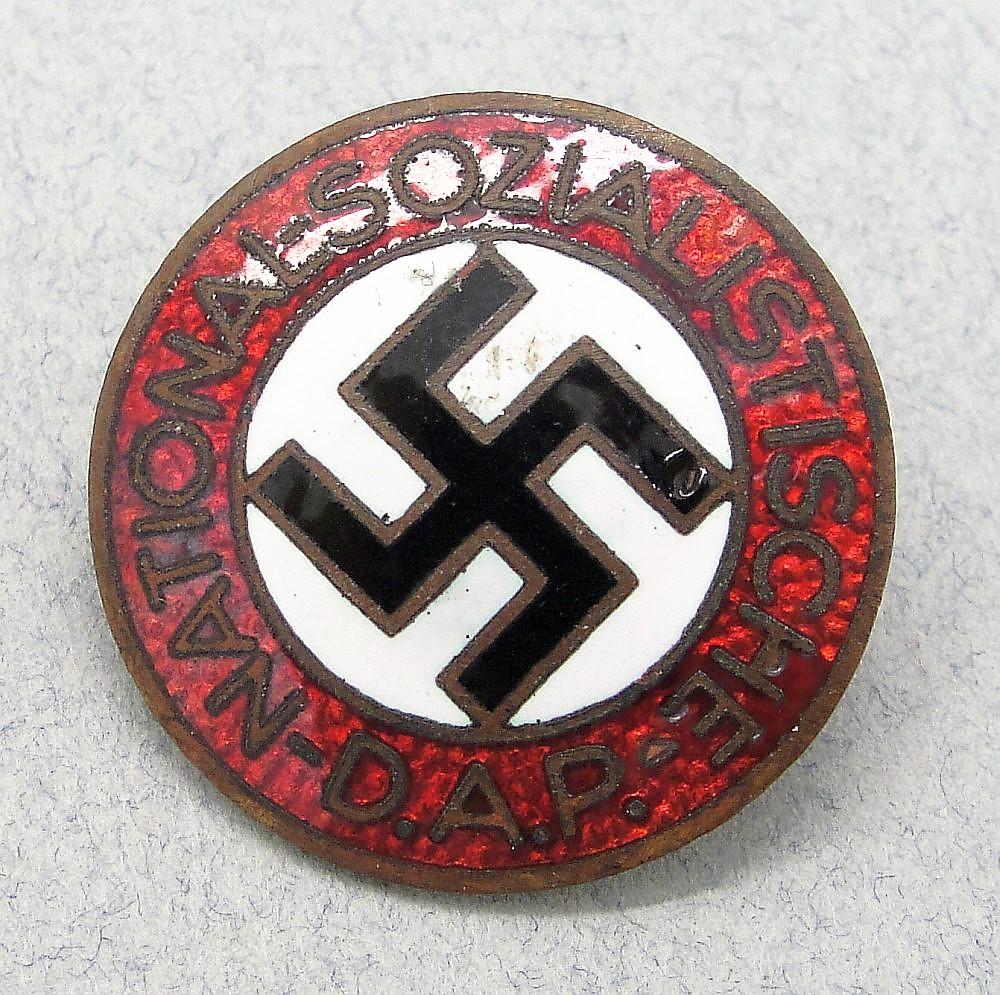 NSDAP Membership Badge by "RZM M1/85"