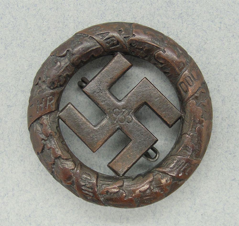 Gau Munich Badge by Deschler