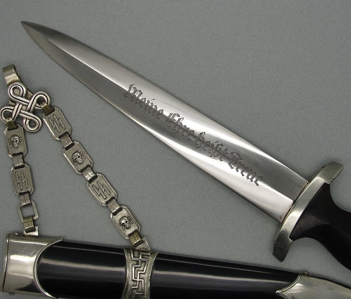 Model 1936 Chained SS Dagger, Early