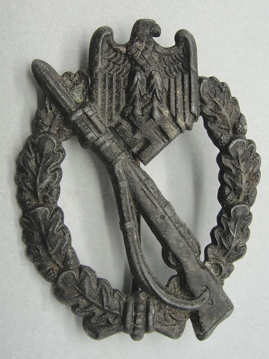 Army/Waffen-SS Infantry Assault Badge, Bronze Grade