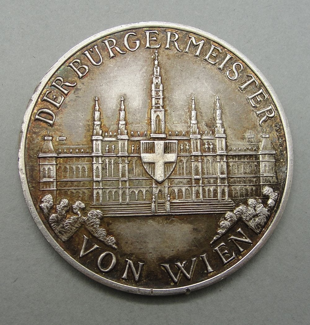 Bürgermeister (Mayor) of Vienna Table Medal Award
