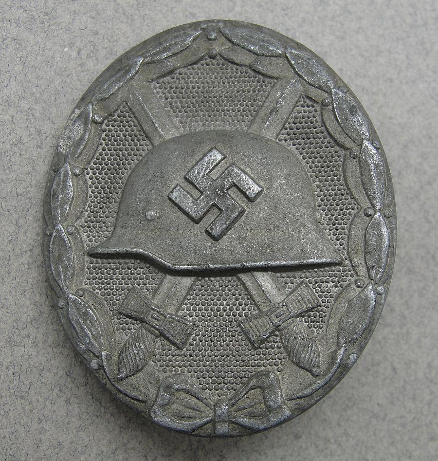 1939 Wound Badge, Silver Grade by "26" B.H. Mayer