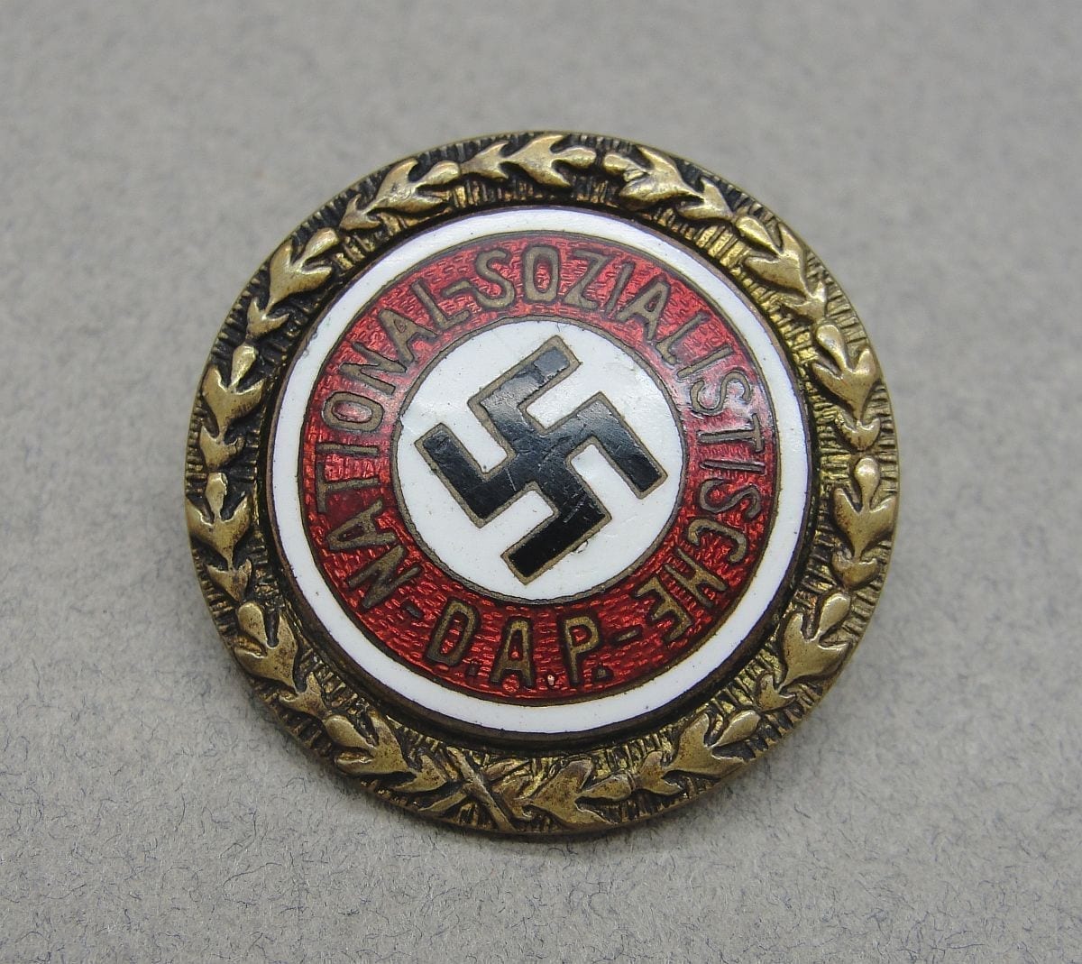 Golden Party Badge, Goldenes Ehrenzeichen der NSDAP, 24mm Size, by Fuess, Numbered "23801"