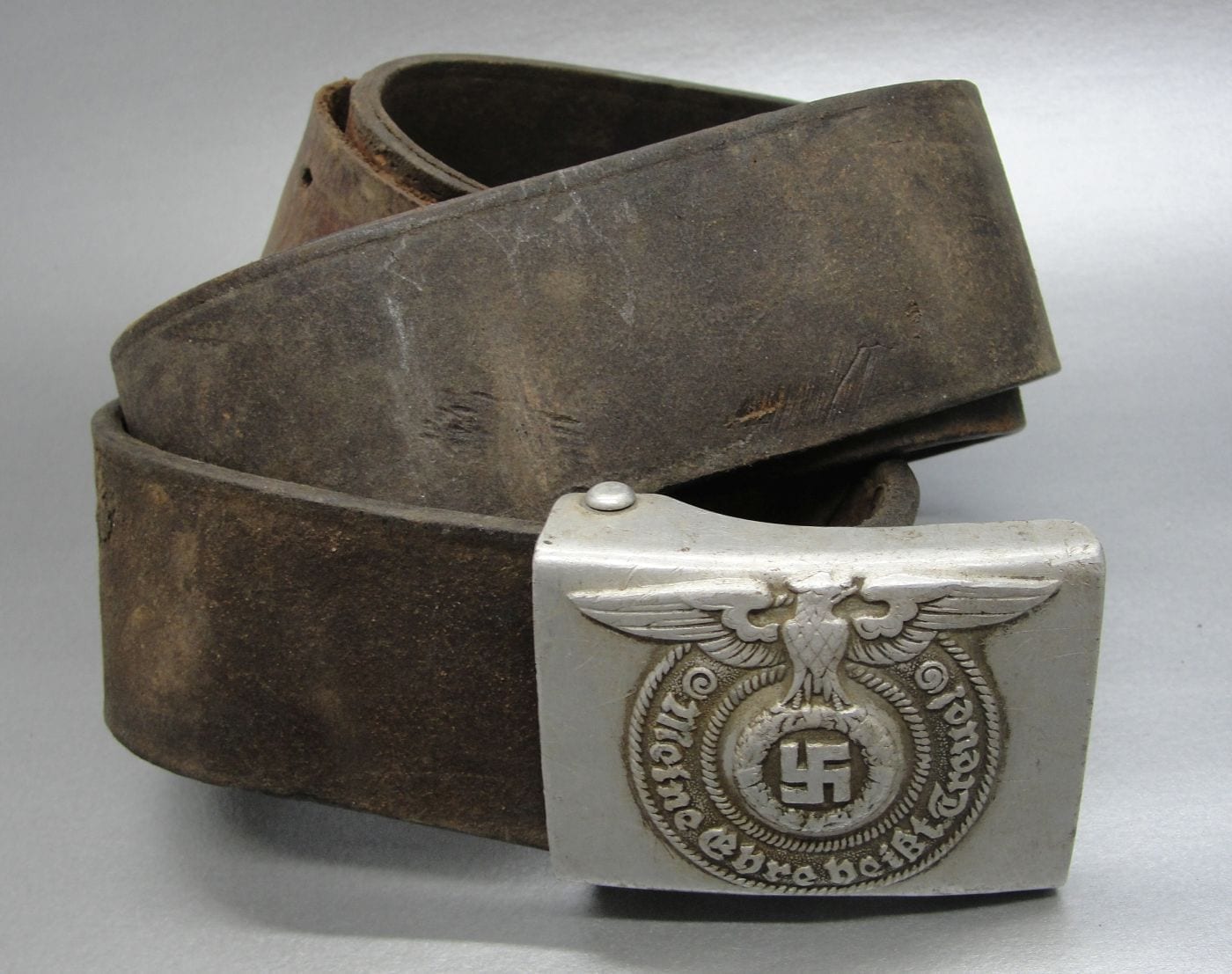 SS EM/NCOs Belt Buckle by "RZM 822/38 SS" with 1938 Dated Belt