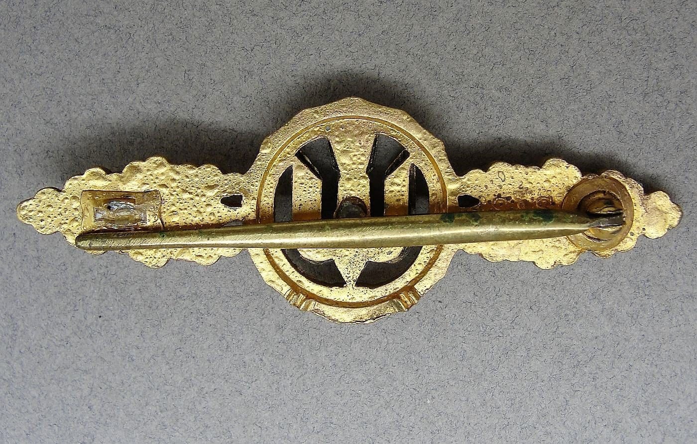 Luftwaffe Squadron Clasp for Bomber Pilots Gold Grade by "R. S. & S." - Catch Gone