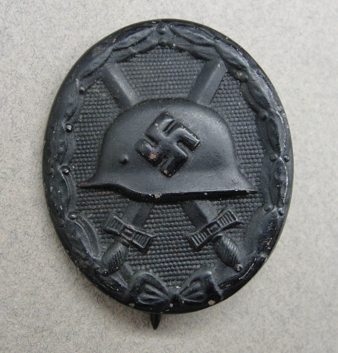 1939 Wound Badge, Black Grade, by "81"